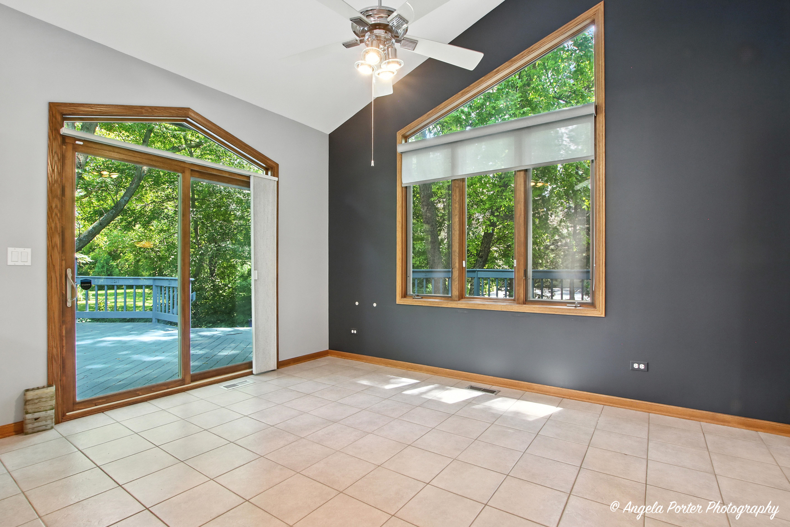 5904 Whiting Drive, McHenry, IL 60050