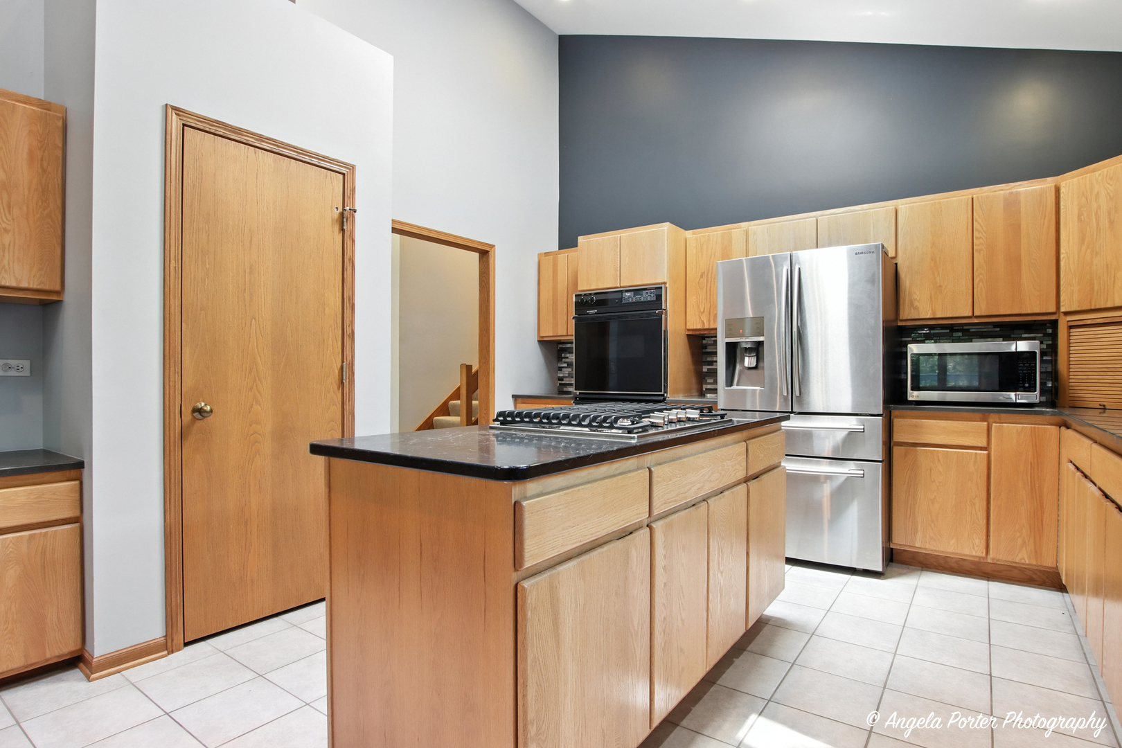 5904 Whiting Drive, McHenry, IL 60050