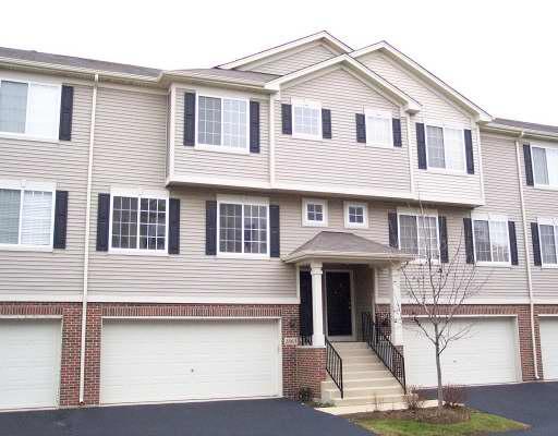 1863 Indian Hill Lane, Aurora, IL 60503