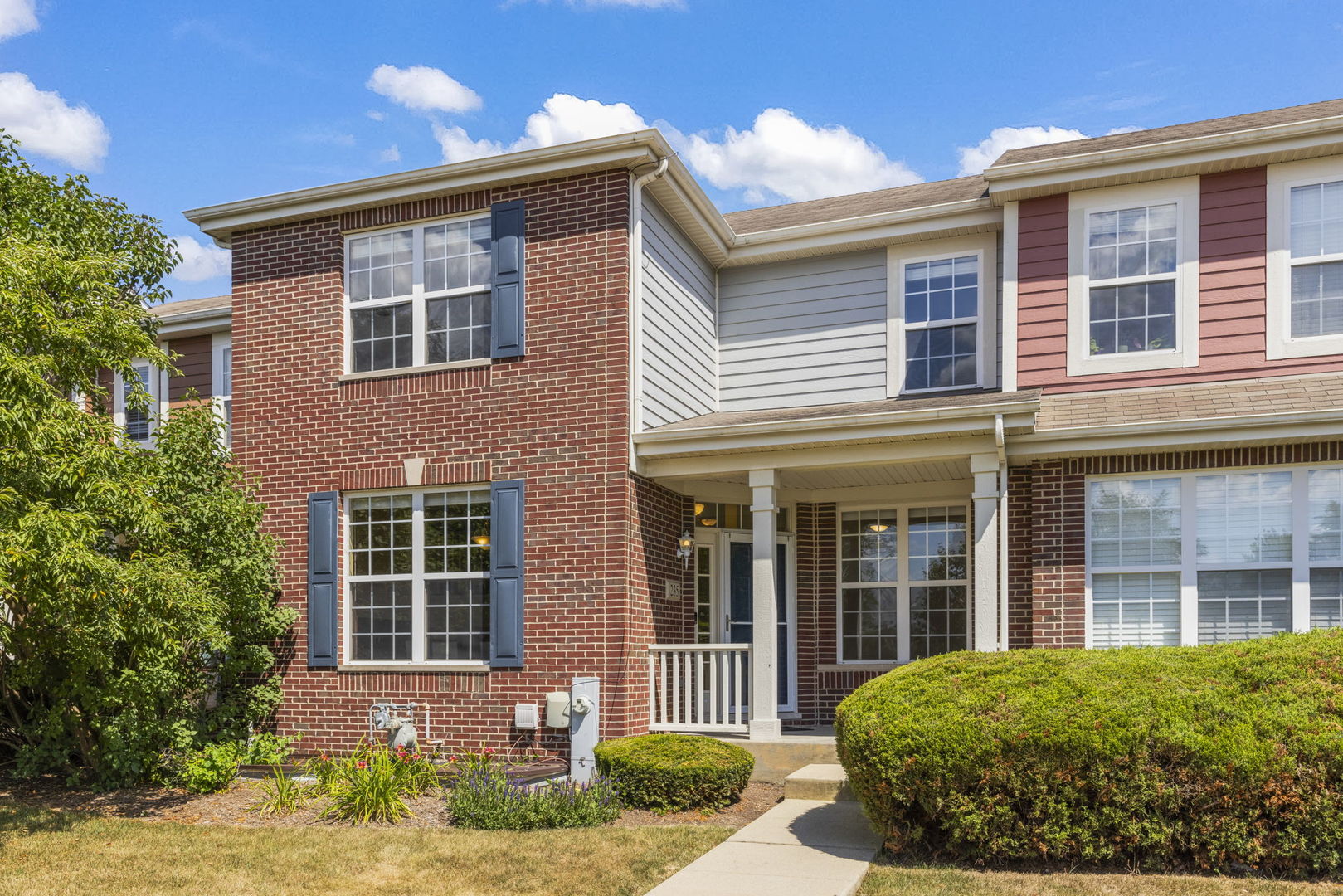 235 Garden Drive, Elgin, IL 60124