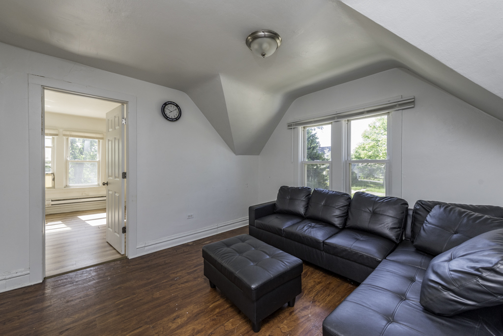 1801 Victoria Avenue #2, North Chicago, IL 60064