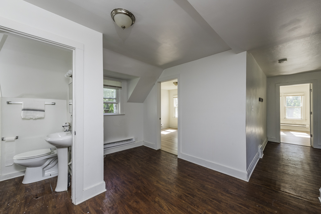 1801 Victoria Avenue #2, North Chicago, IL 60064