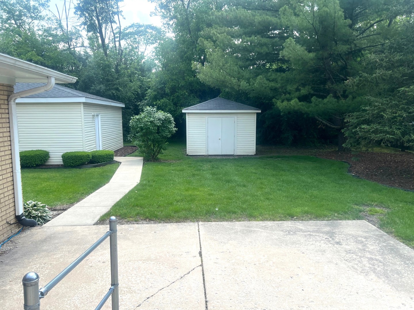 15156 chestnut Lane, Oak Forest, IL 60452
