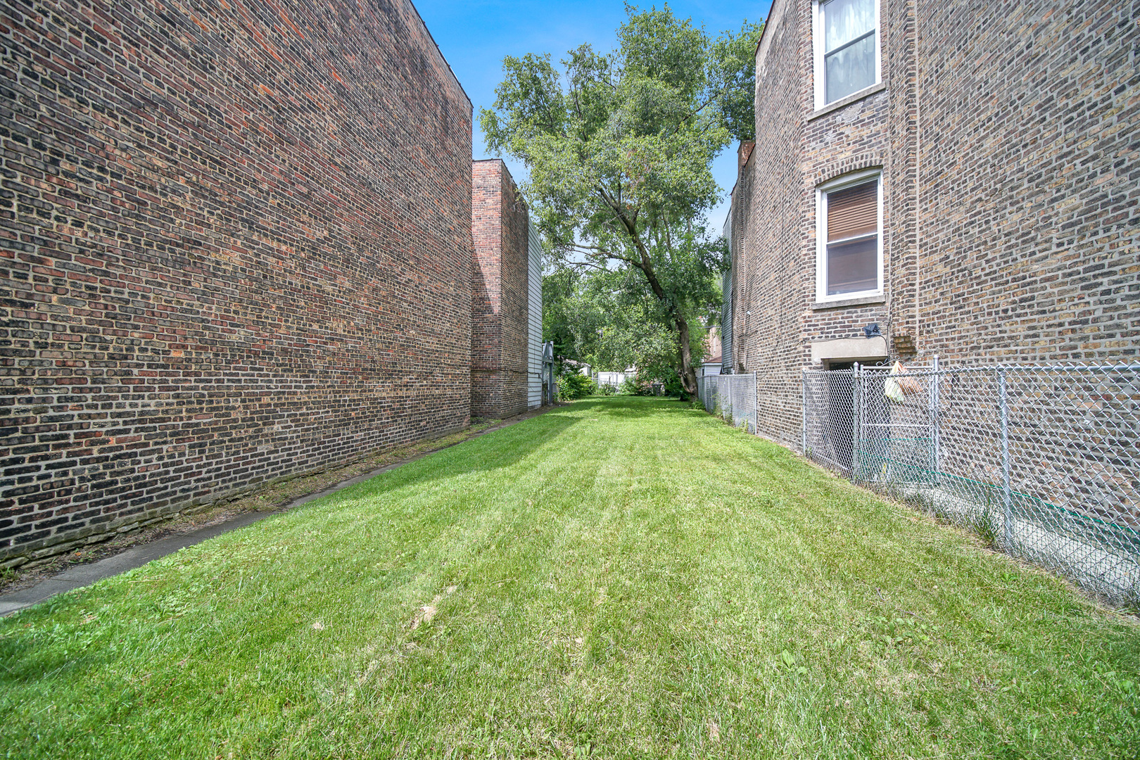 6510 S Rhodes Avenue, Chicago, IL 60637