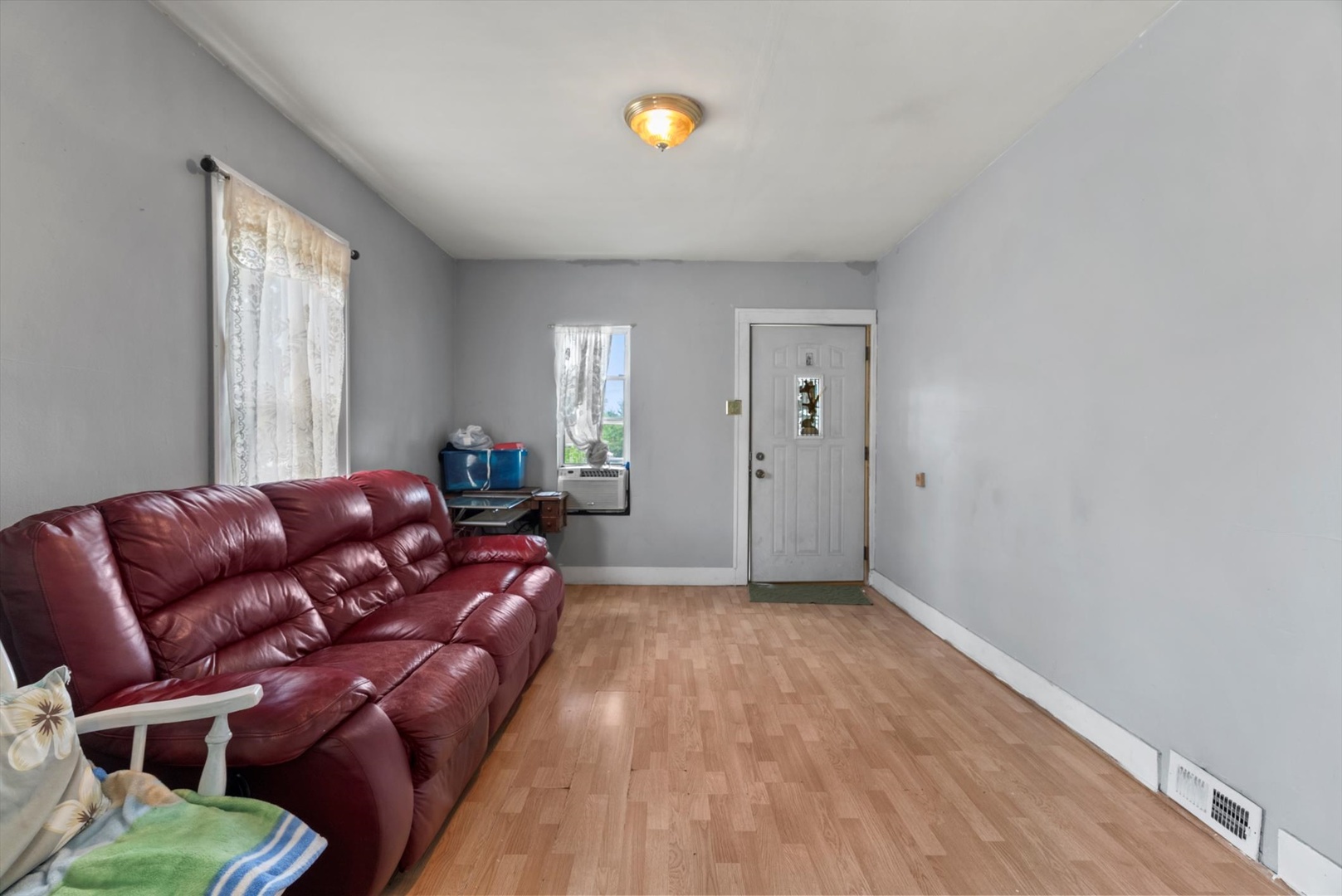 526 Algonquin Street, Joliet, IL 60432