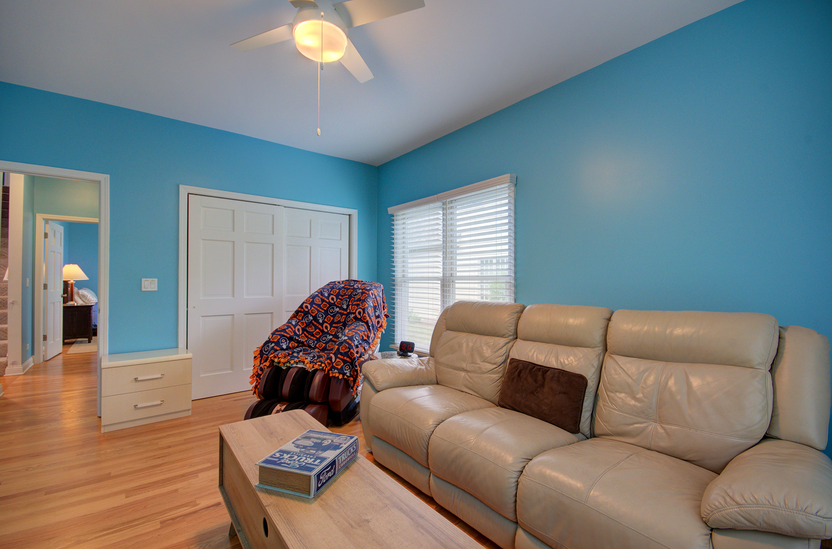 332 Stonemill Lane, Oswego, IL 60543