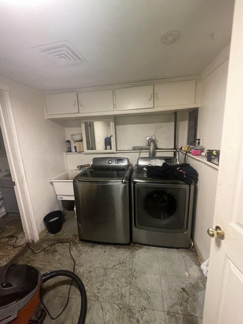 775 Greenbay Avenue, Calumet City, IL 60409