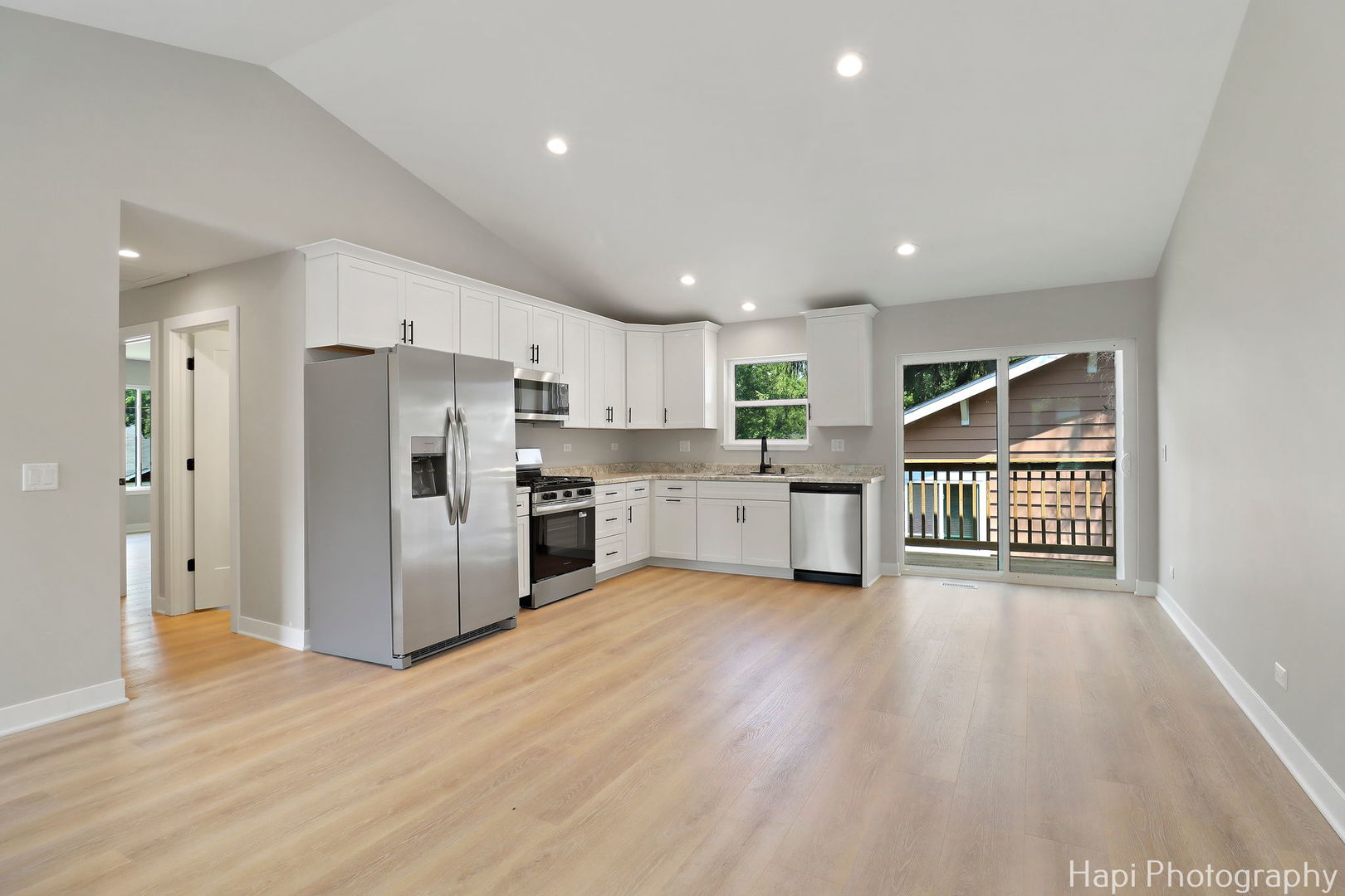 3238 GABRIEL Avenue, Zion, IL 60099