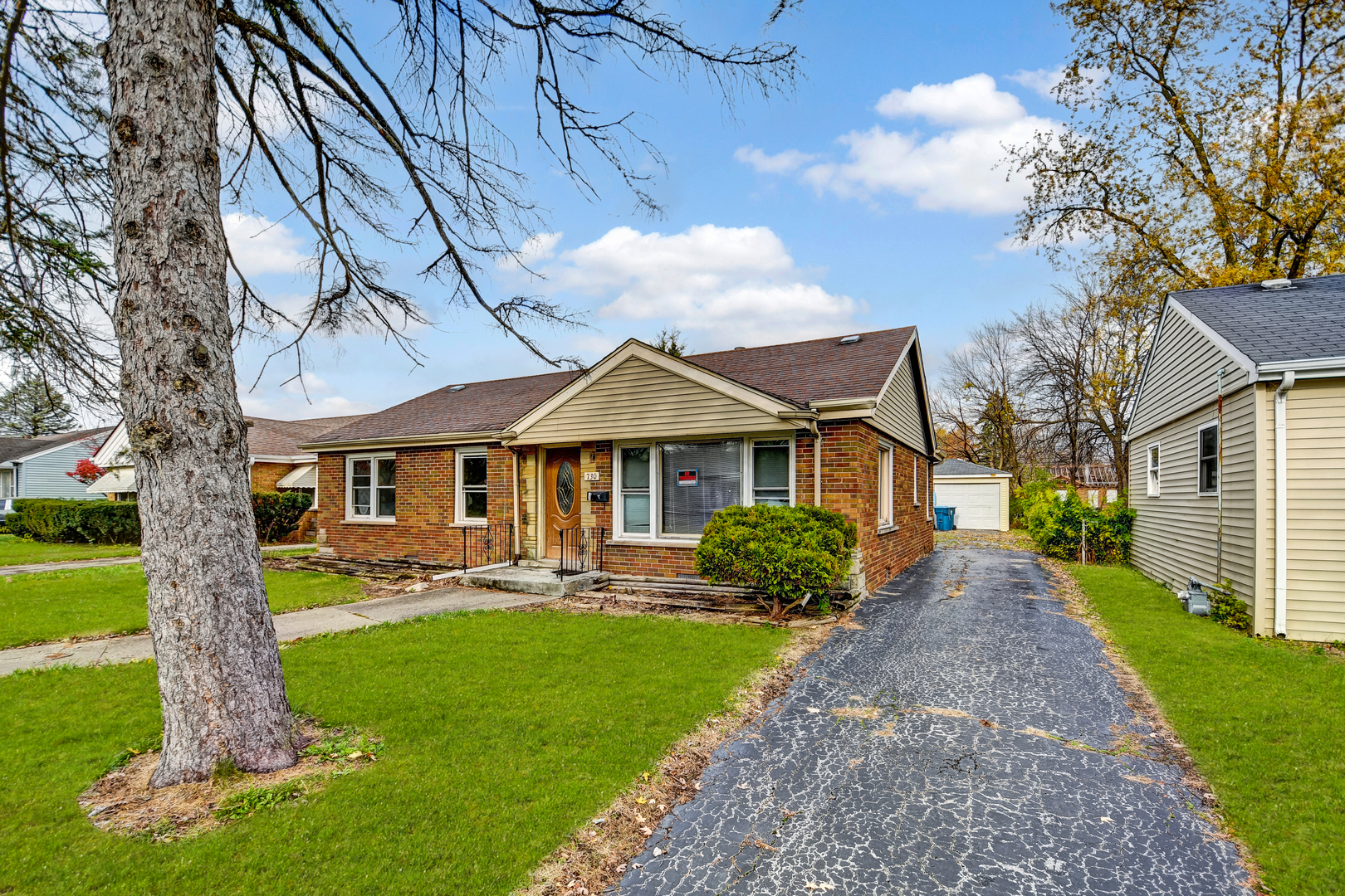 730 E 156th Street, South Holland, IL 60473