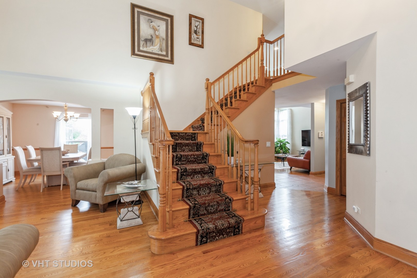 2578 Crestview Drive, Aurora, IL 60502