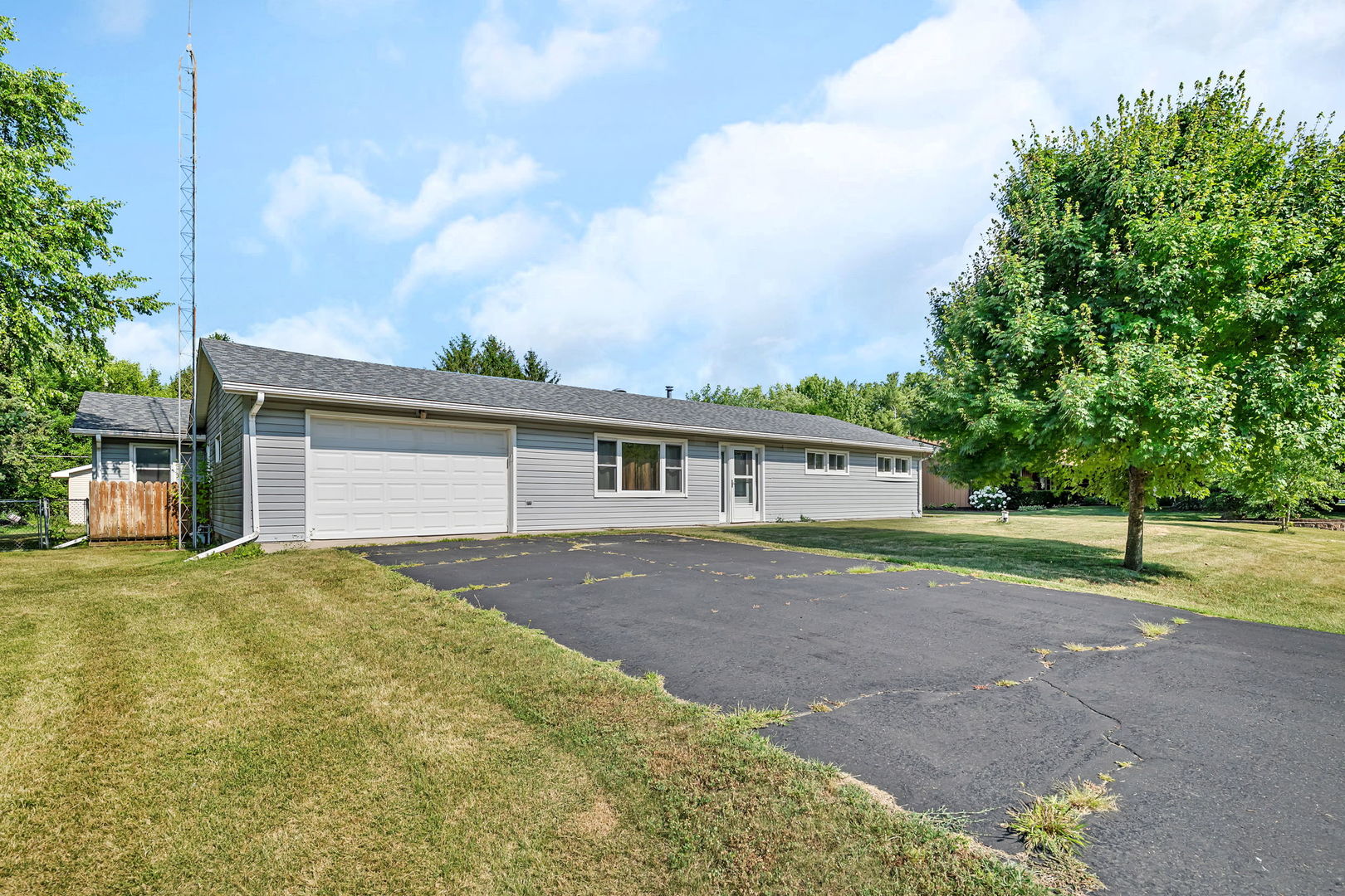 3610 Plaza Drive, Morris, IL 60450