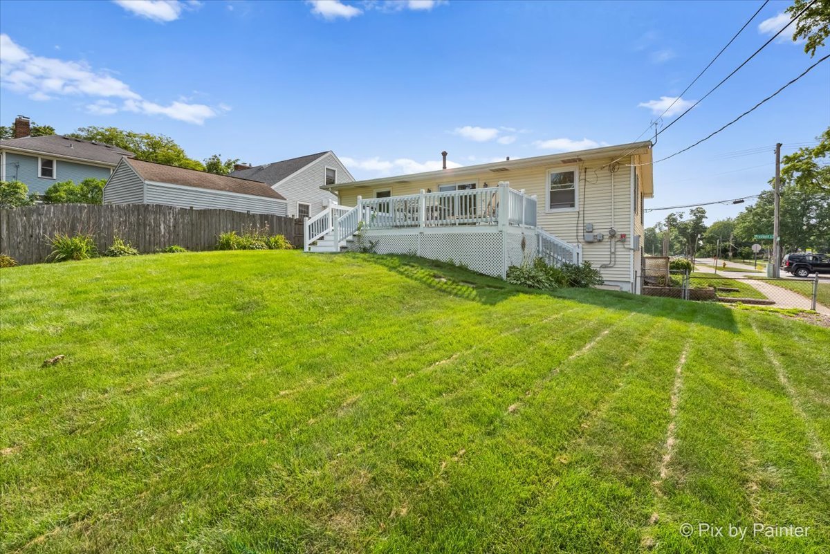 303 S President Street, Wheaton, IL 60187