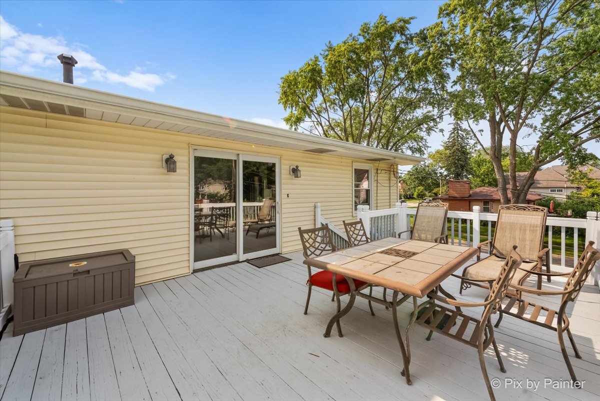 303 S President Street, Wheaton, IL 60187