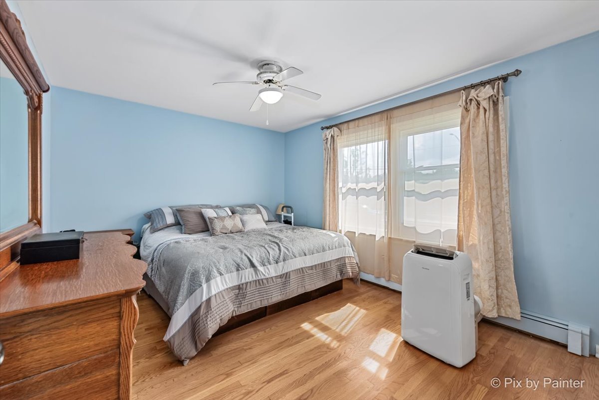 303 S President Street, Wheaton, IL 60187