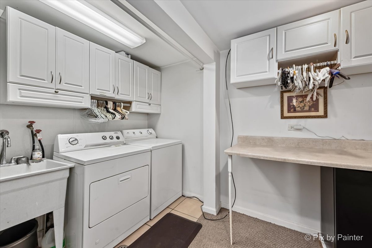 303 S President Street, Wheaton, IL 60187