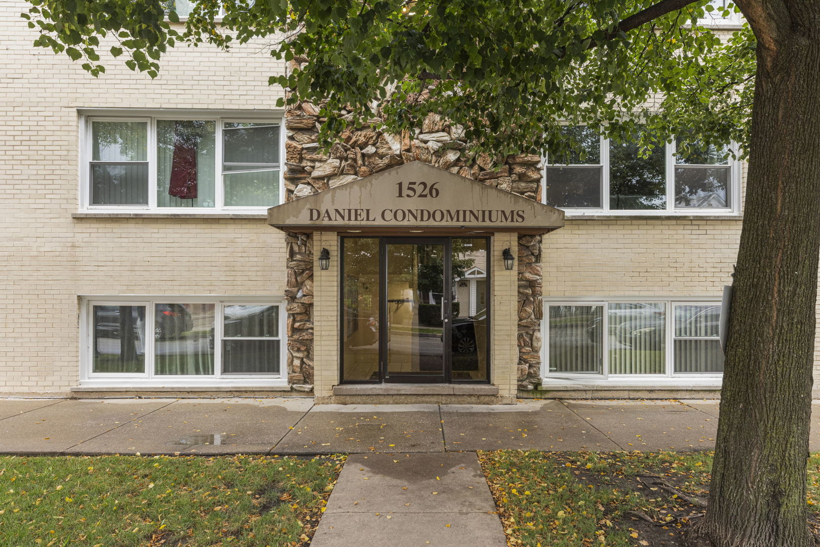 1526 S 51st Court #23, Cicero, IL 60804
