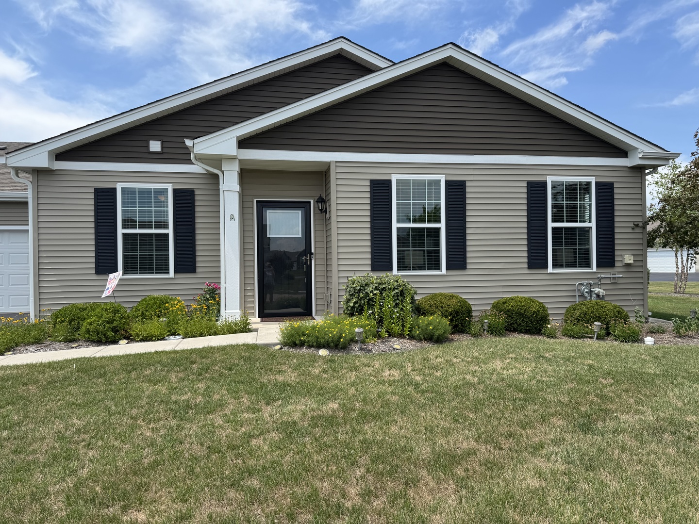 1603 Southern Circle, Pingree Grove, IL 60140