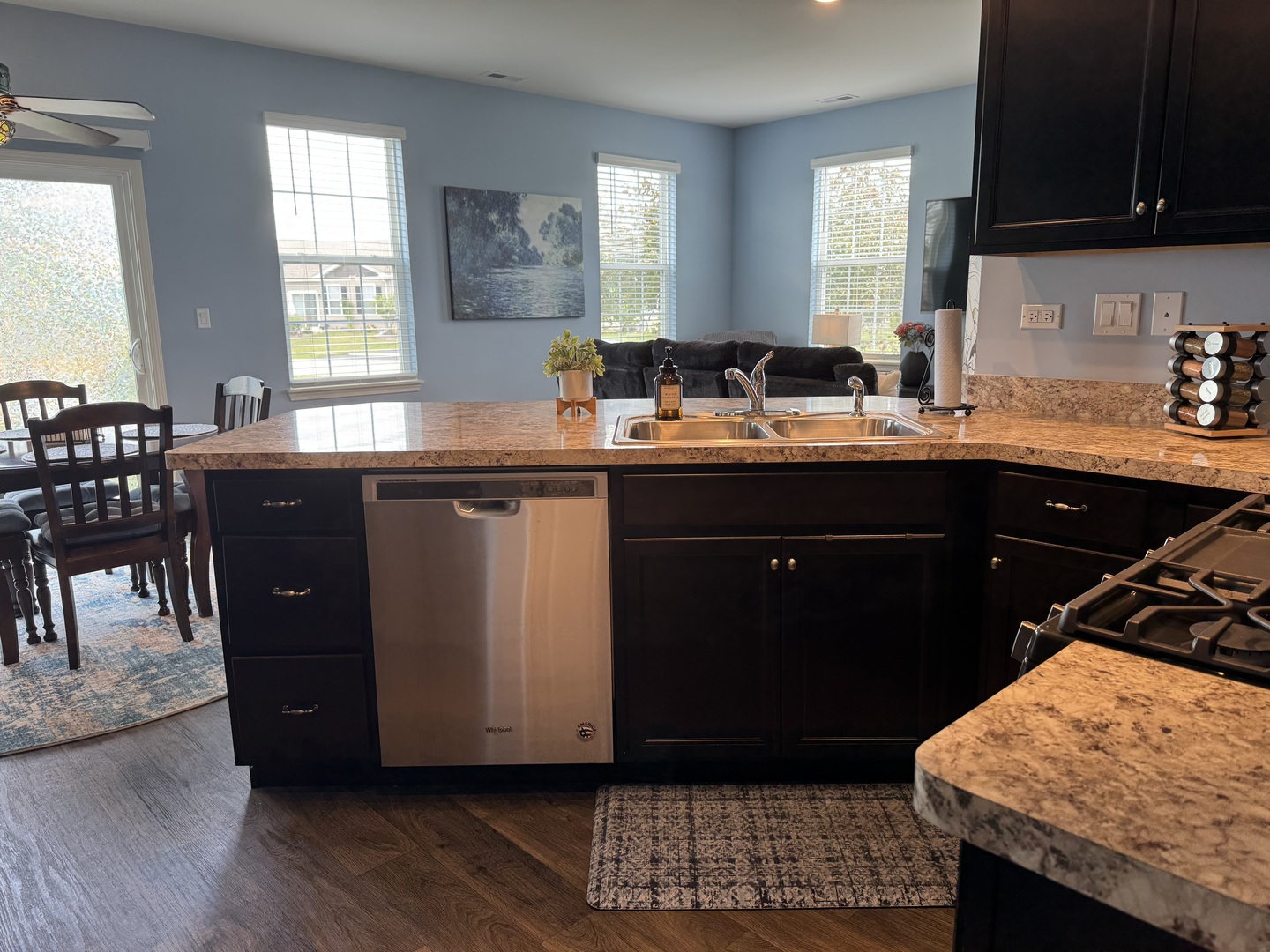 1603 Southern Circle, Pingree Grove, IL 60140
