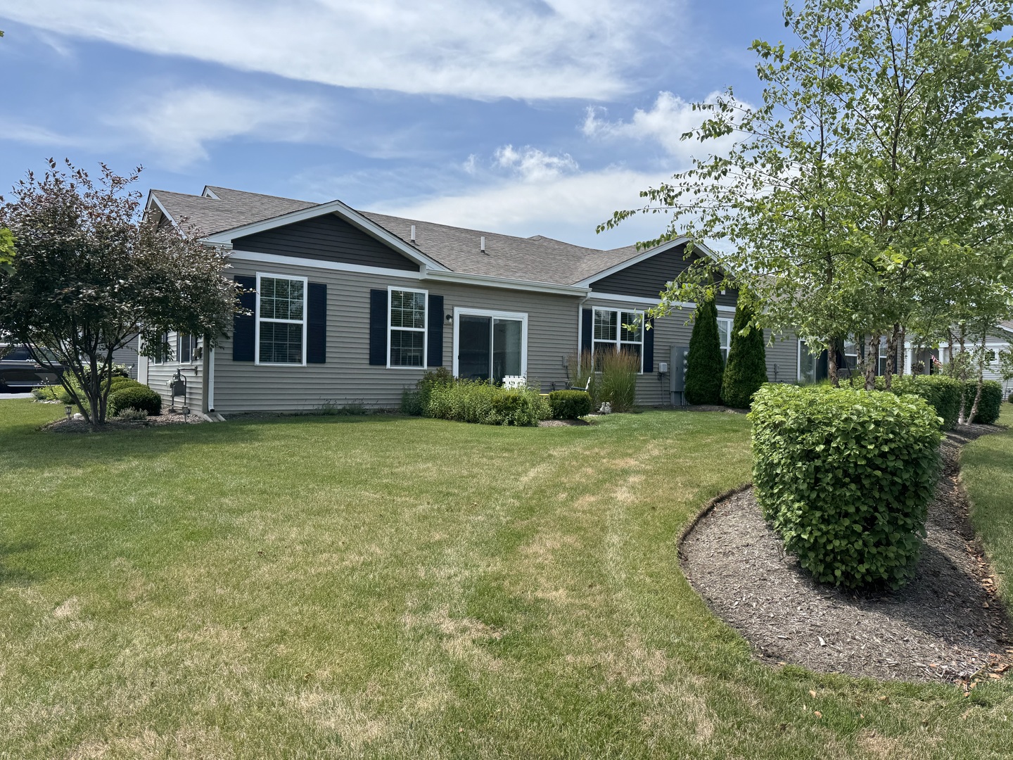 1603 Southern Circle, Pingree Grove, IL 60140