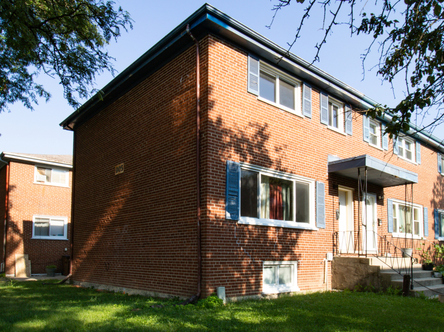 905 W North Avenue #A, Villa Park, IL 60181