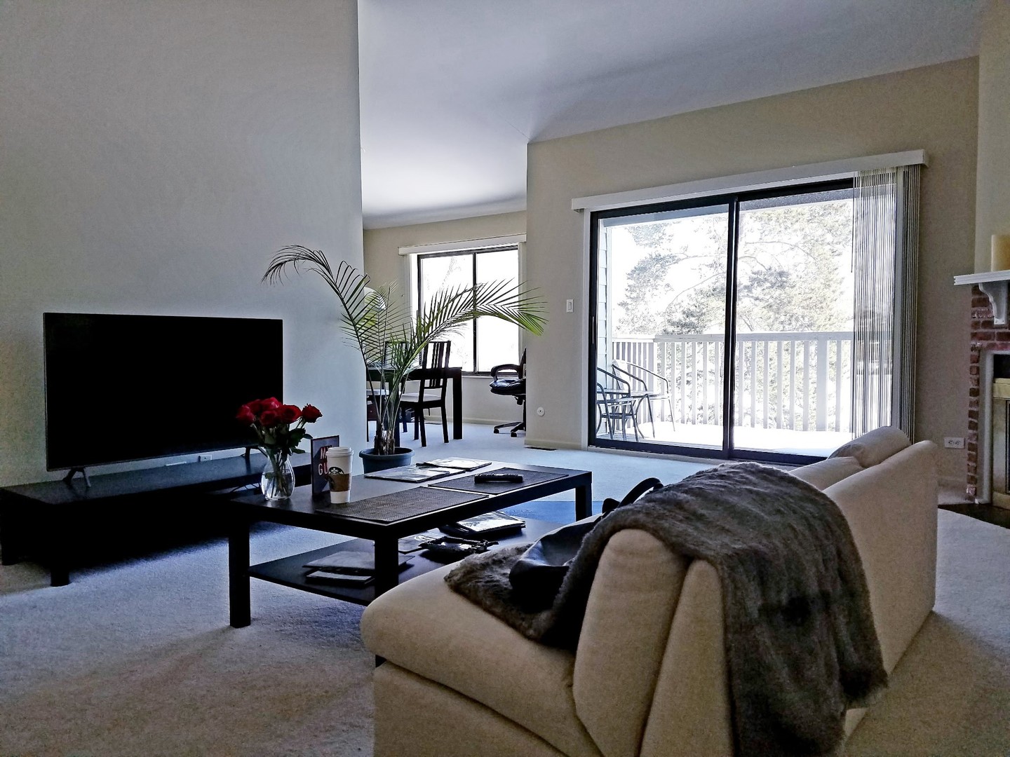 331 OAK HILL Road #A, Barrington, IL 60010