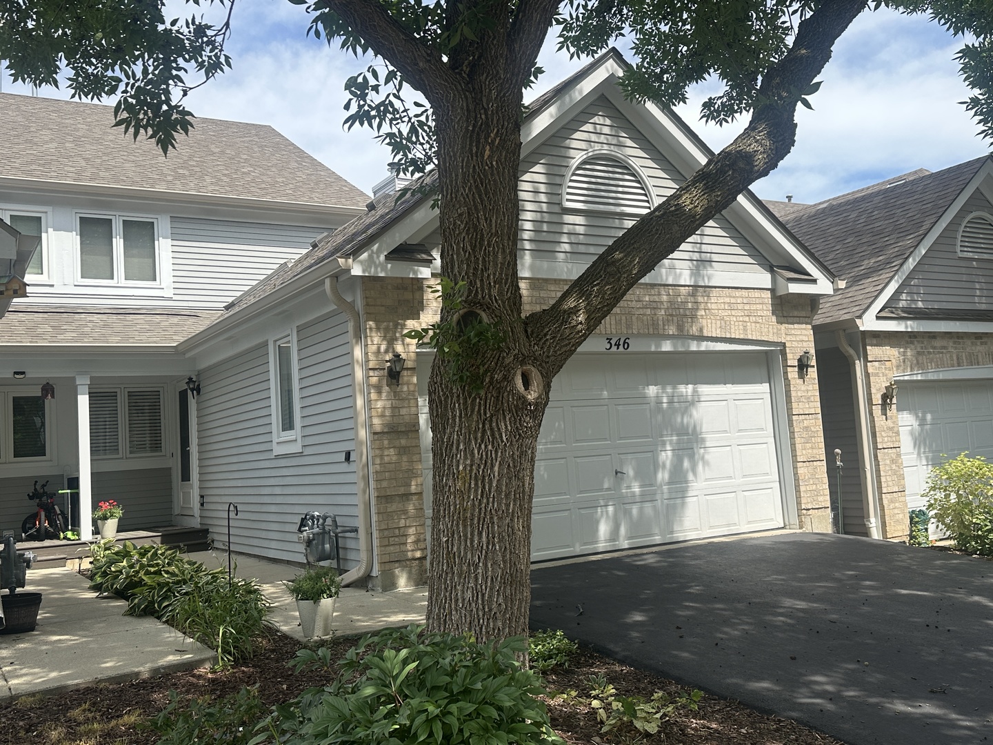 346 Bristol Lane, Fox River Grove, IL 60021