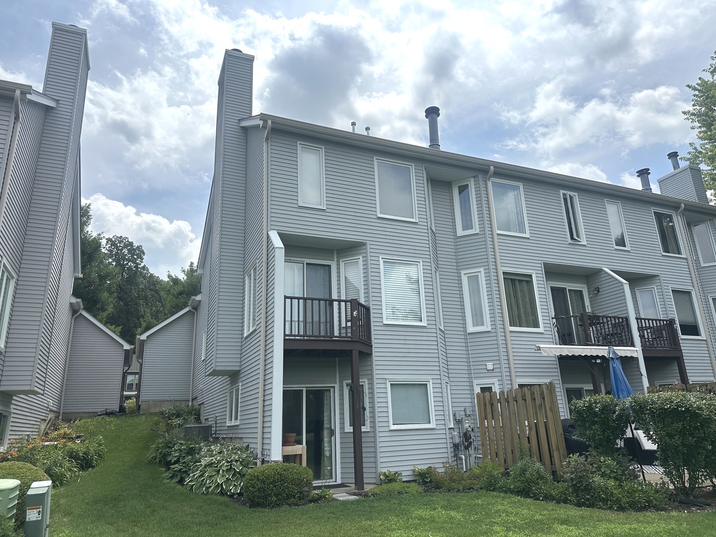 346 Bristol Lane, Fox River Grove, IL 60021