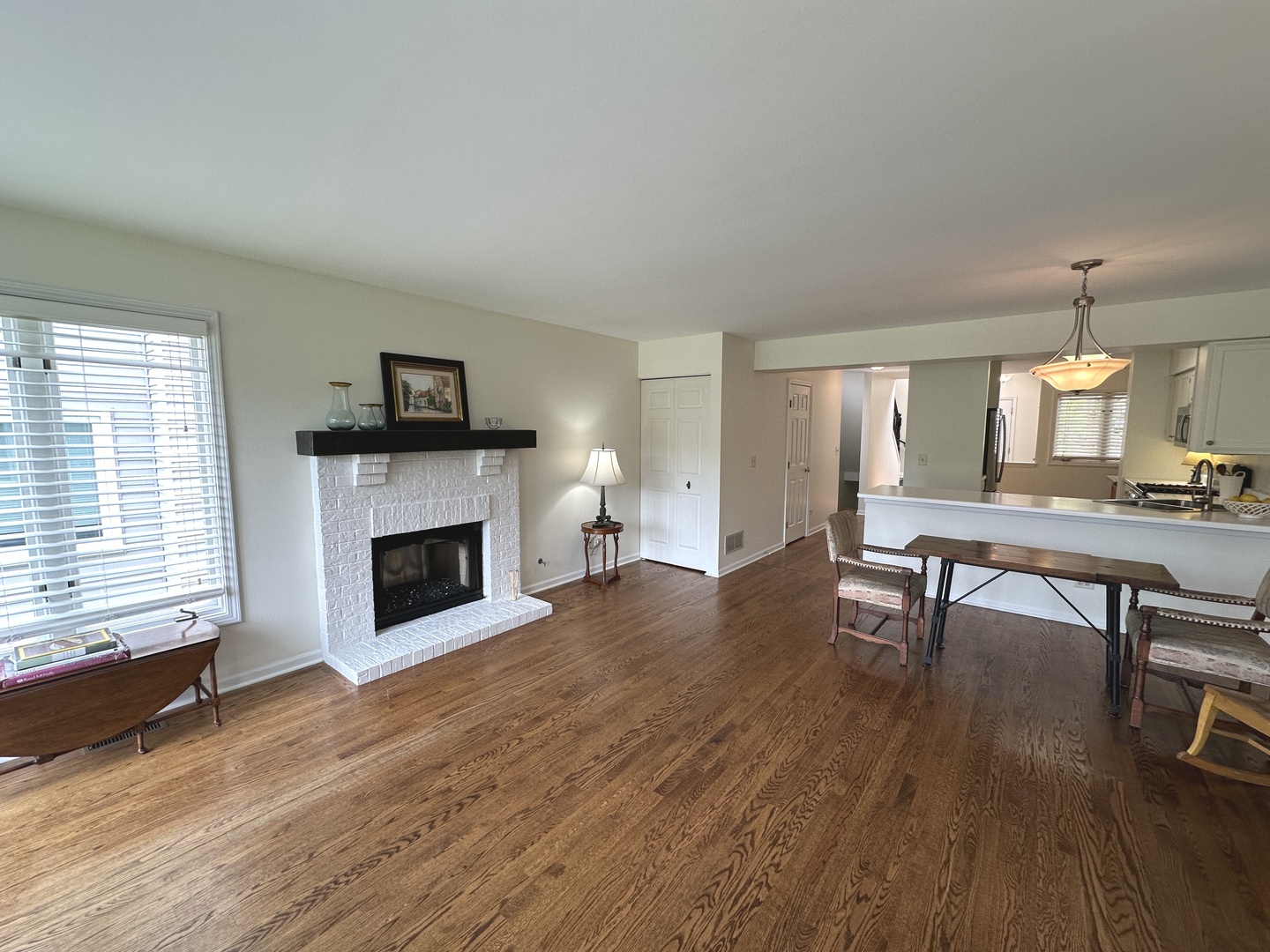 346 Bristol Lane, Fox River Grove, IL 60021