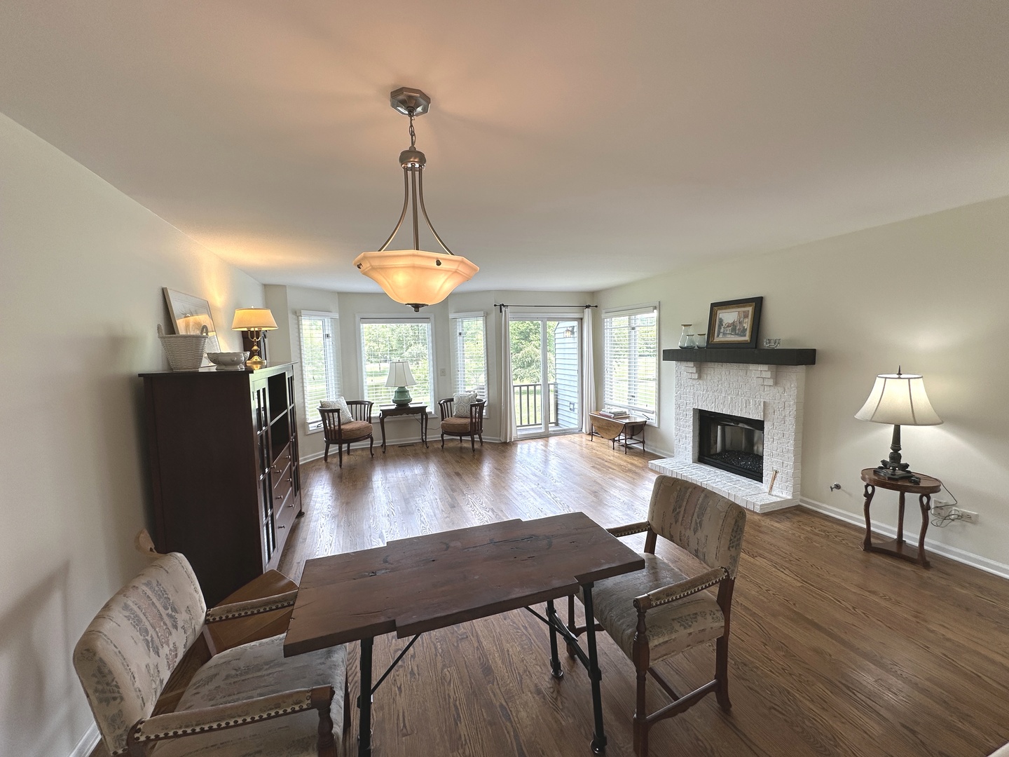 346 Bristol Lane, Fox River Grove, IL 60021