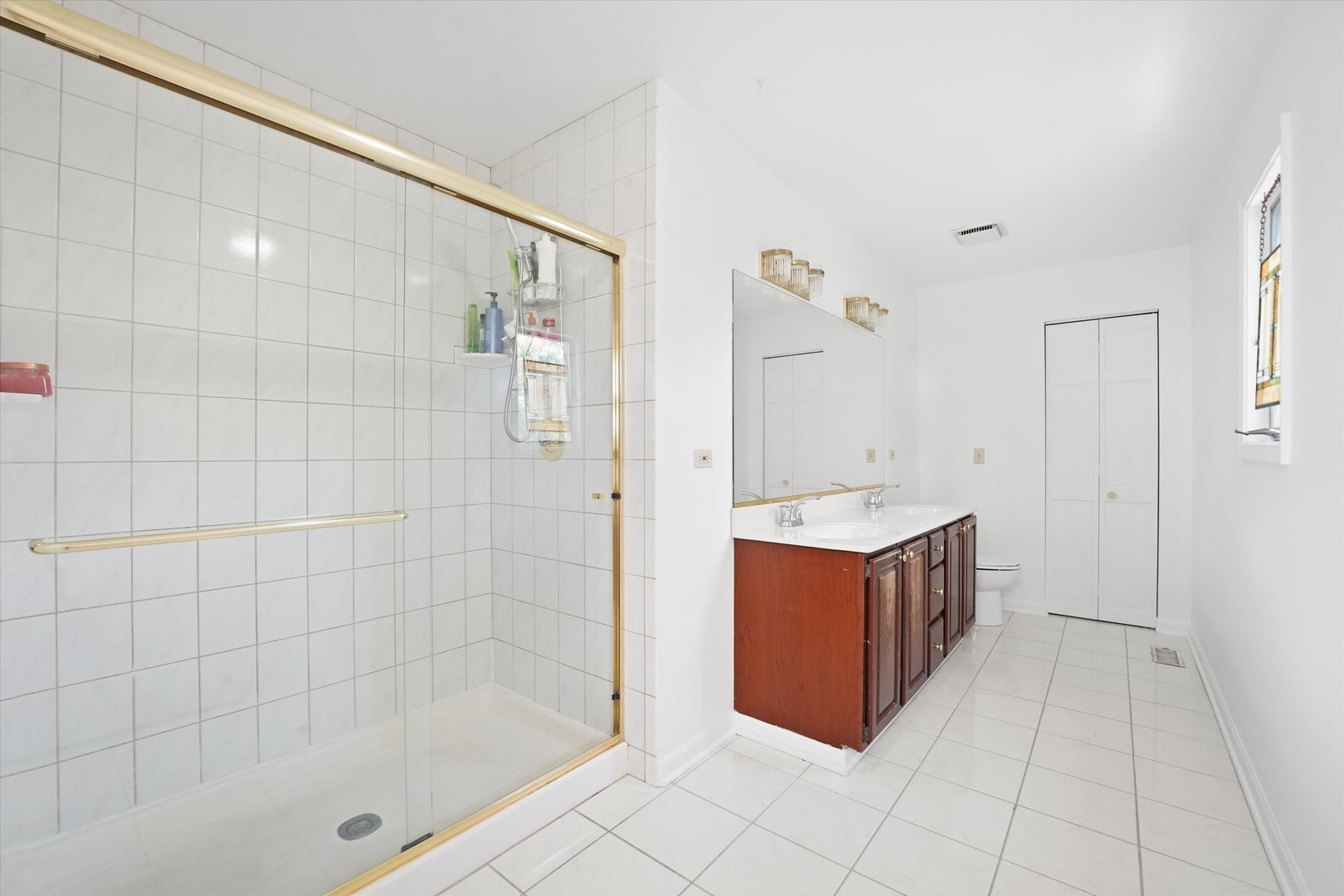 428 Linsey Avenue, Schaumburg, IL 60194