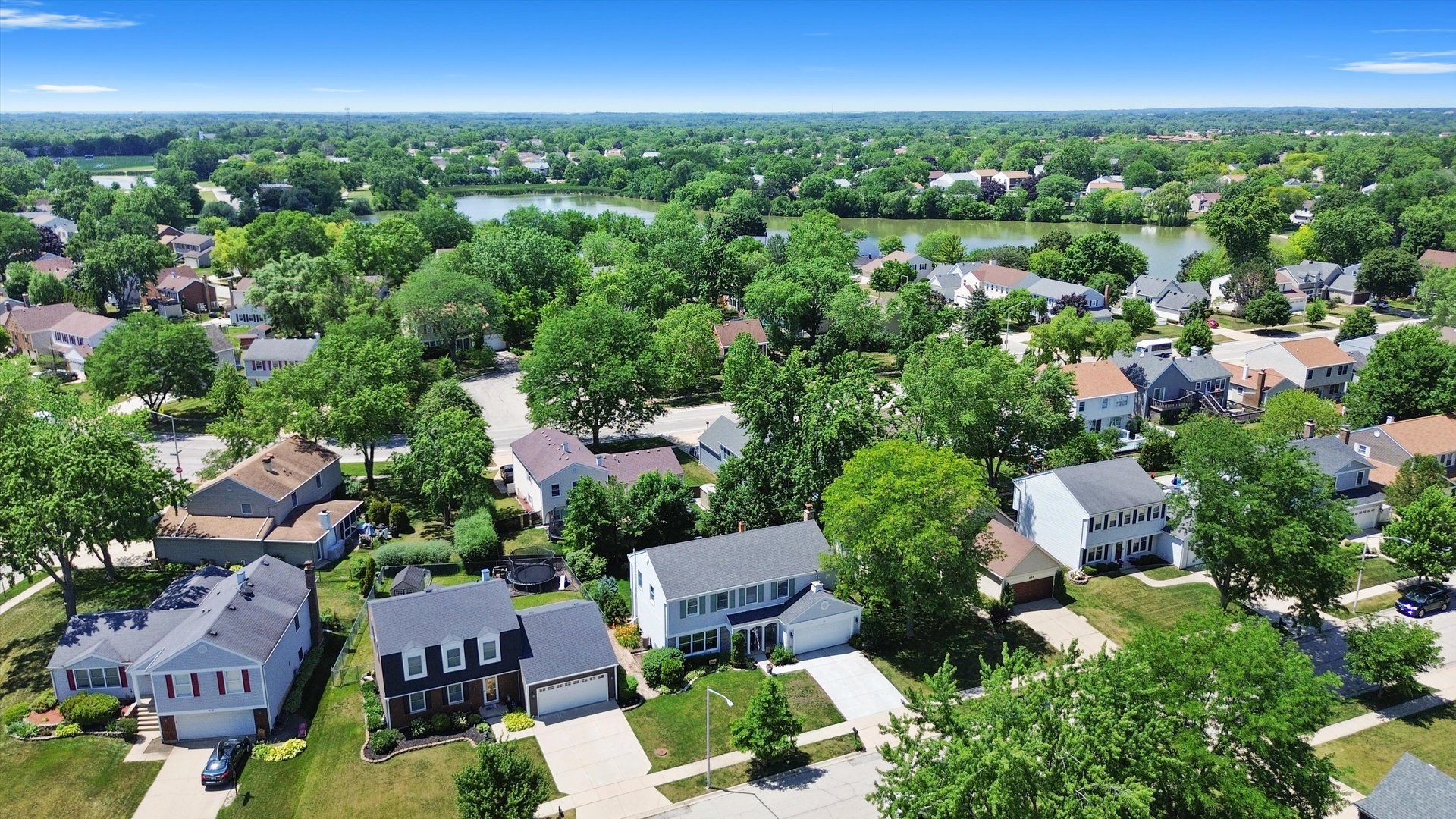 428 Linsey Avenue, Schaumburg, IL 60194