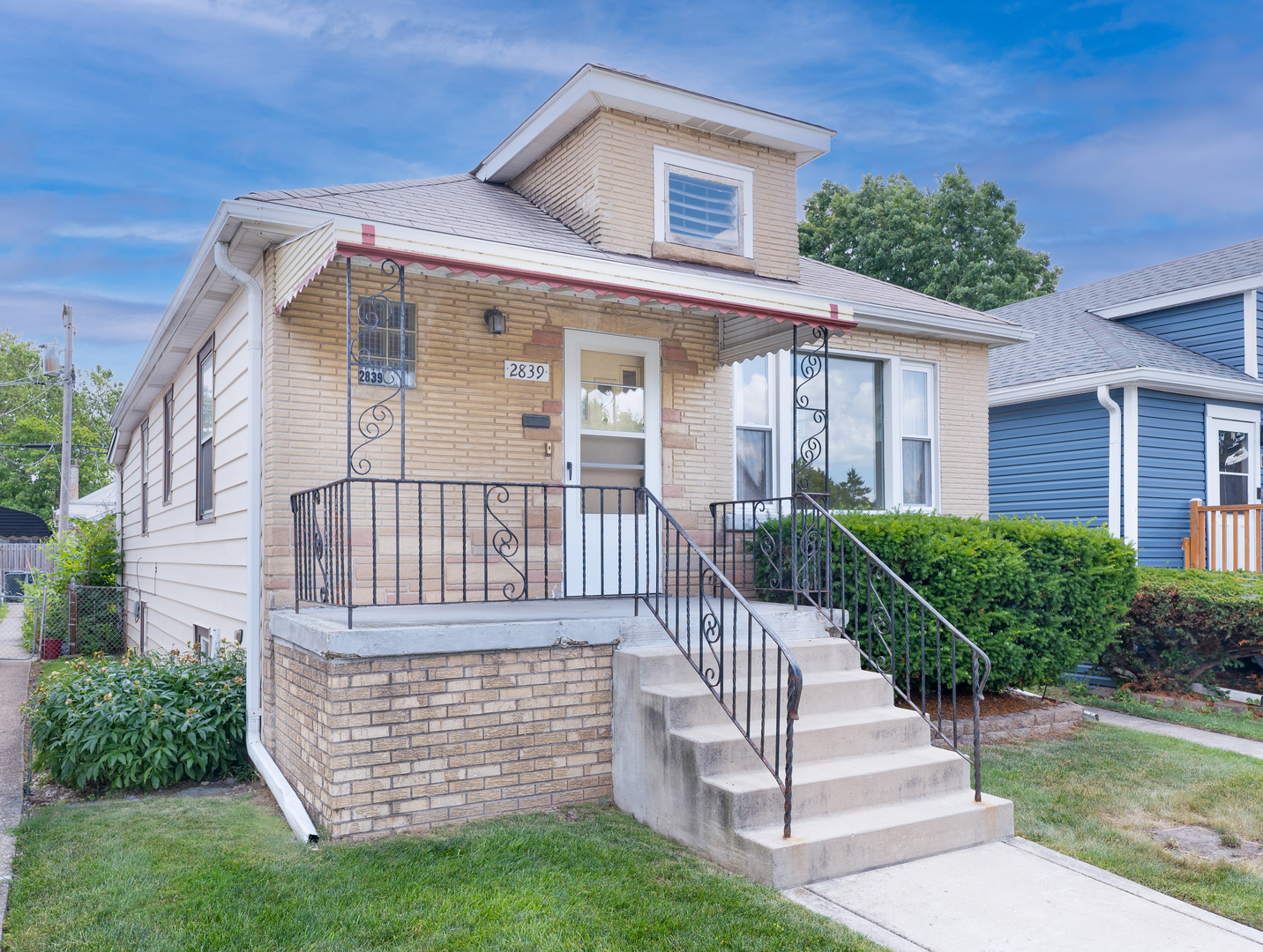 2839 N 75th Court, Elmwood Park, IL 60707