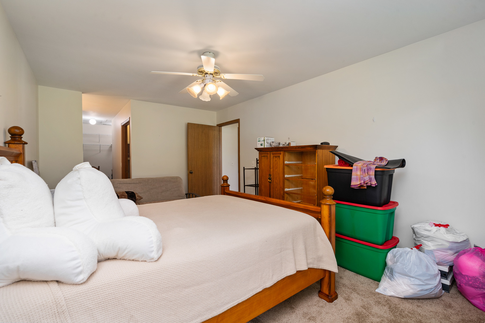 2526 Par Four Court, Joliet, IL 60436