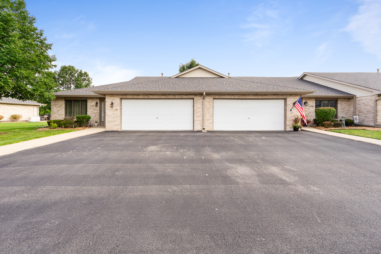2526 Par Four Court, Joliet, IL 60436