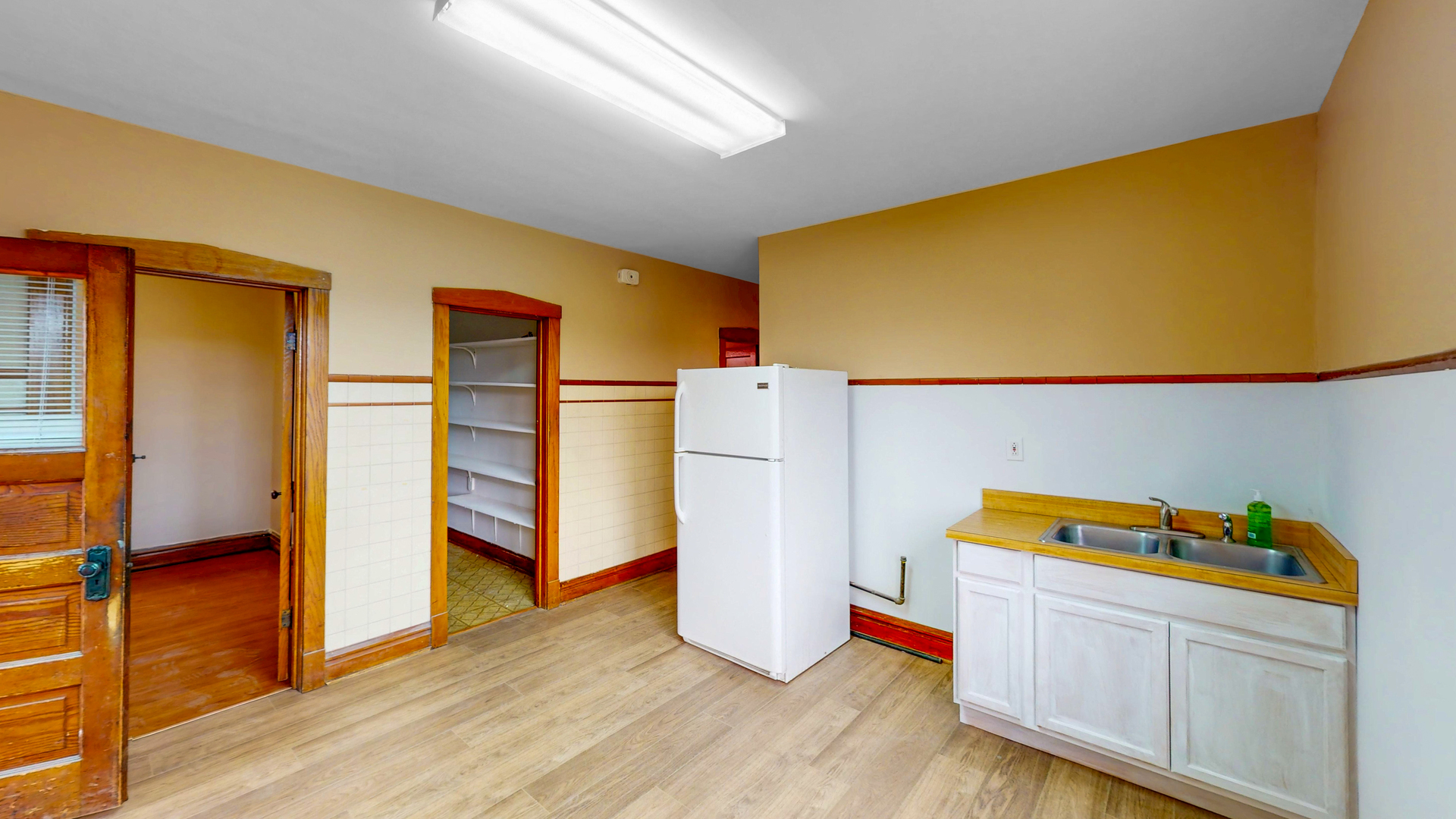 5321 W 23rd Street, Cicero, IL 60804