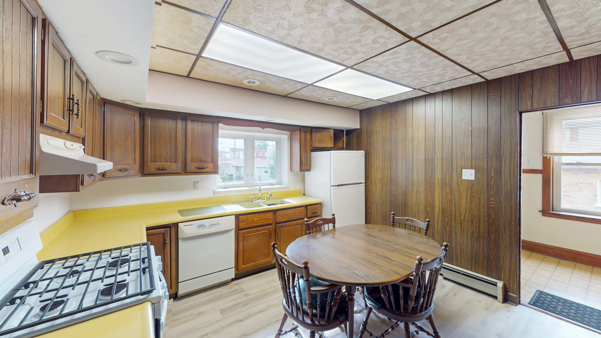 5321 W 23rd Street, Cicero, IL 60804