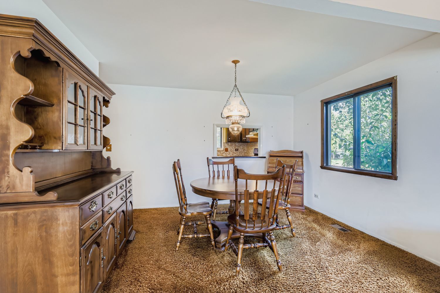 214 Cambridge Lane, Bloomingdale, IL 60108