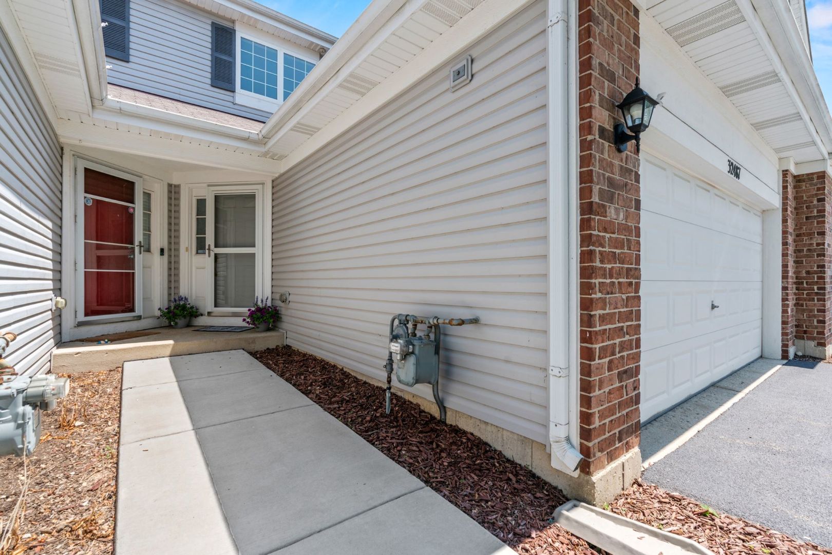 32487 N Rushmore Avenue, Lakemoor, IL 60051