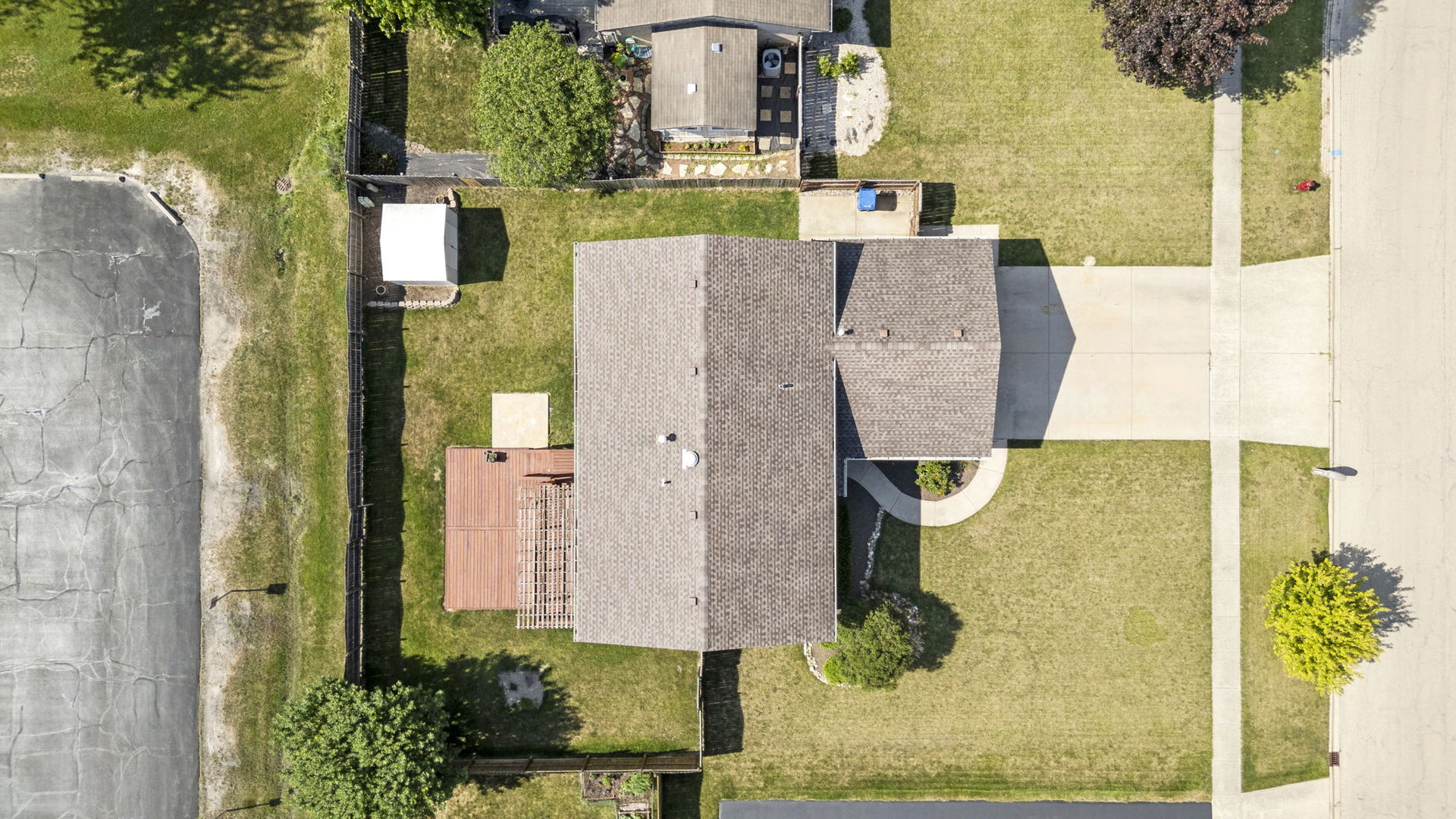 913 S Bentley Road, New Lenox, IL 60451