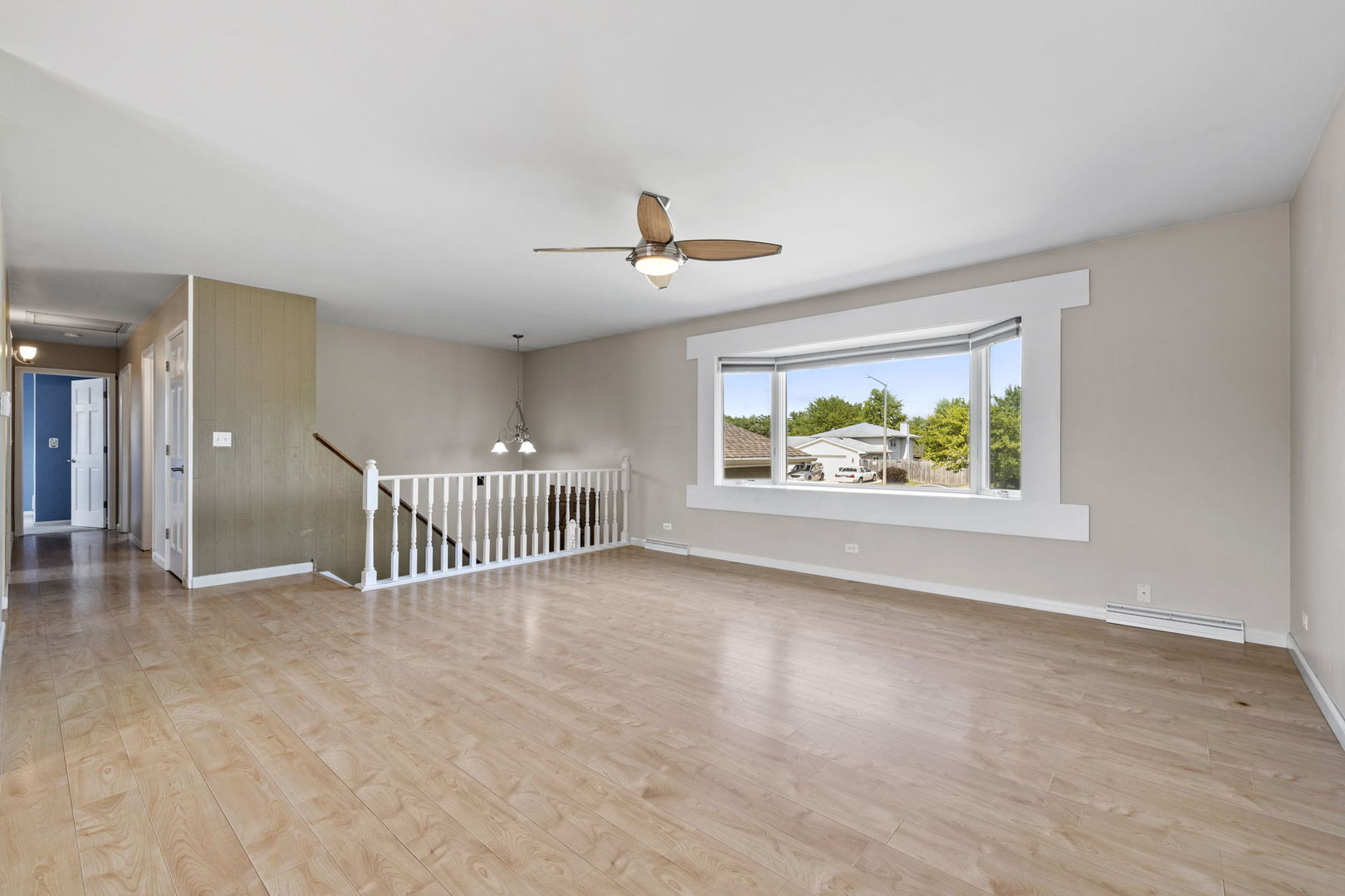 913 S Bentley Road, New Lenox, IL 60451