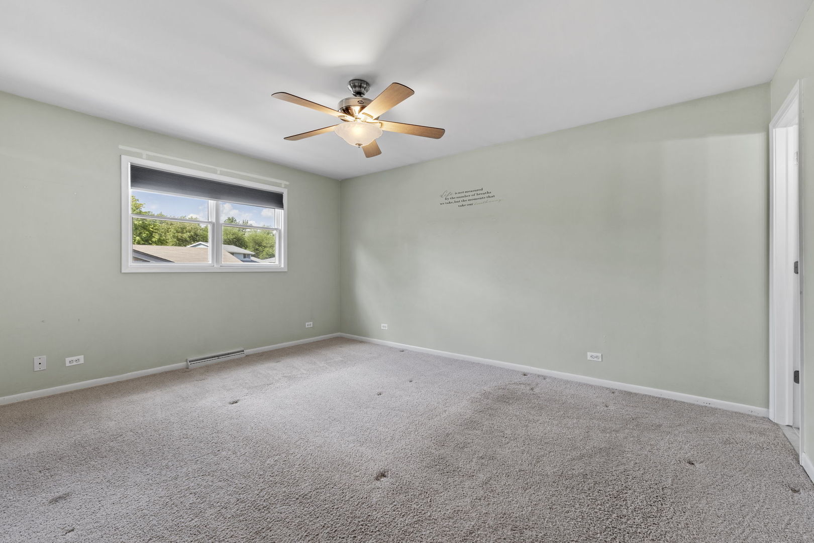 913 S Bentley Road, New Lenox, IL 60451