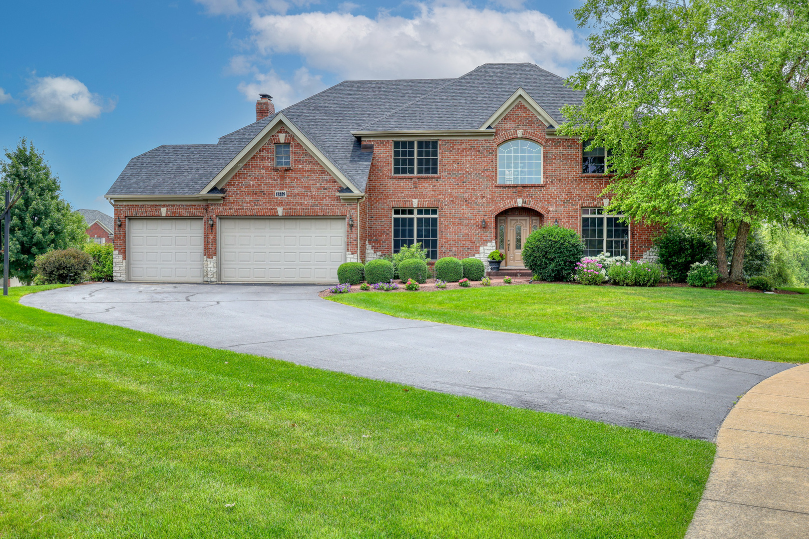 1272 Coyote Court, Hampshire, IL 60140