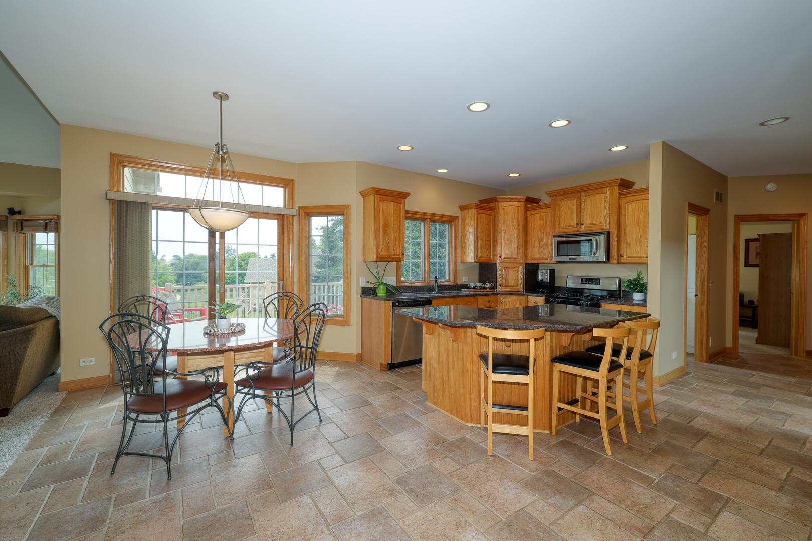 1272 Coyote Court, Hampshire, IL 60140