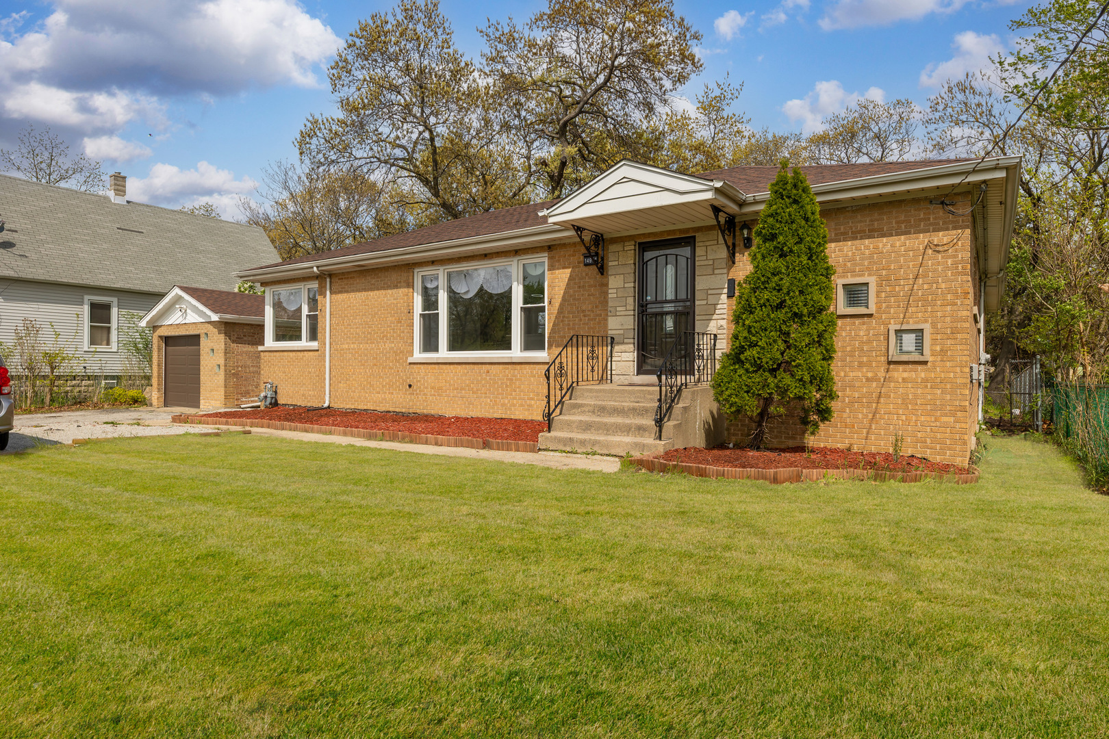 14911 Woodlawn Avenue, Dolton, IL 60419