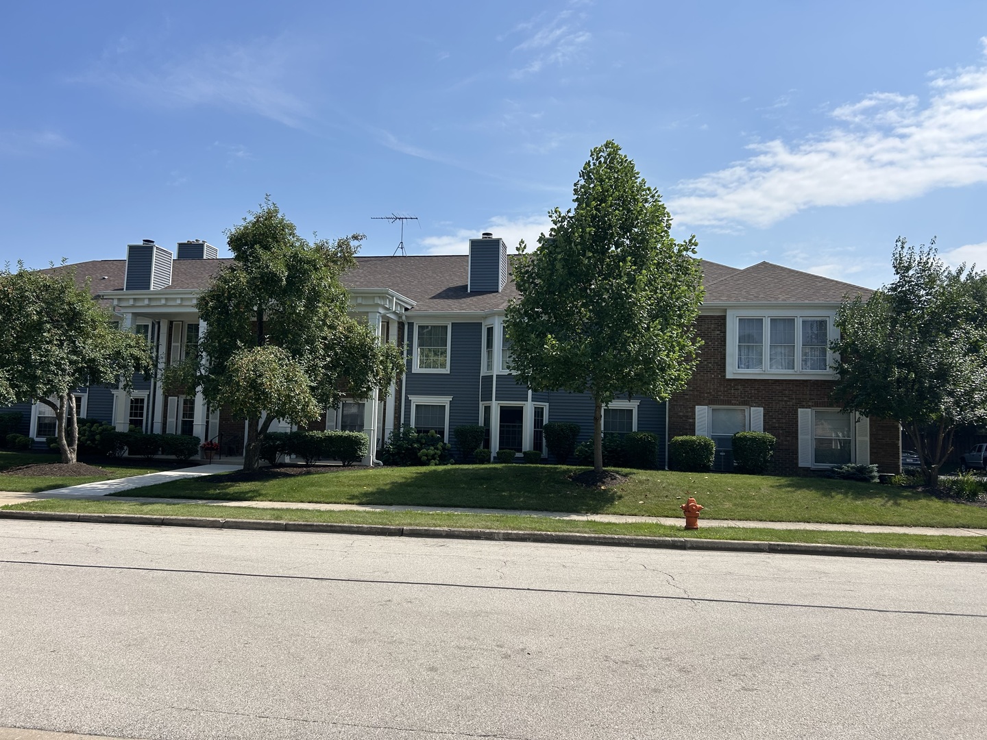 1134 Spring Garden Circle #48, Naperville, IL 60563
