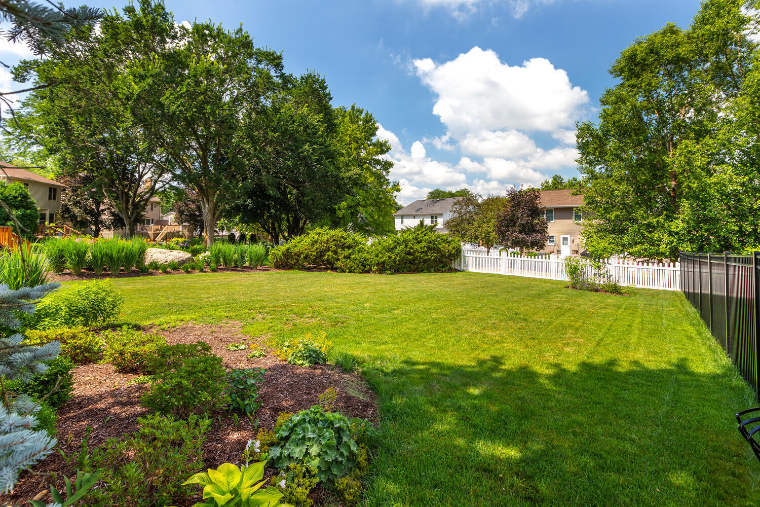 2261 Remington Drive, Naperville, IL 60565