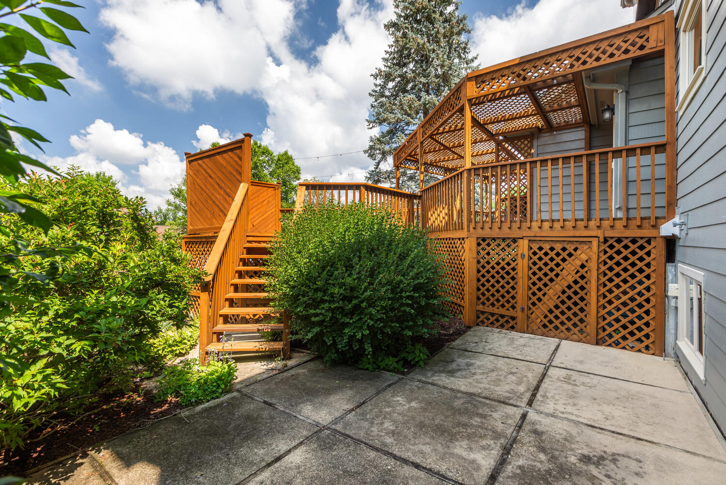 2261 Remington Drive, Naperville, IL 60565