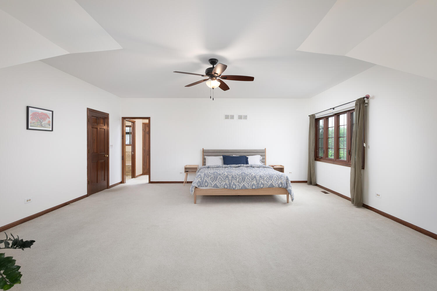 2261 Remington Drive, Naperville, IL 60565