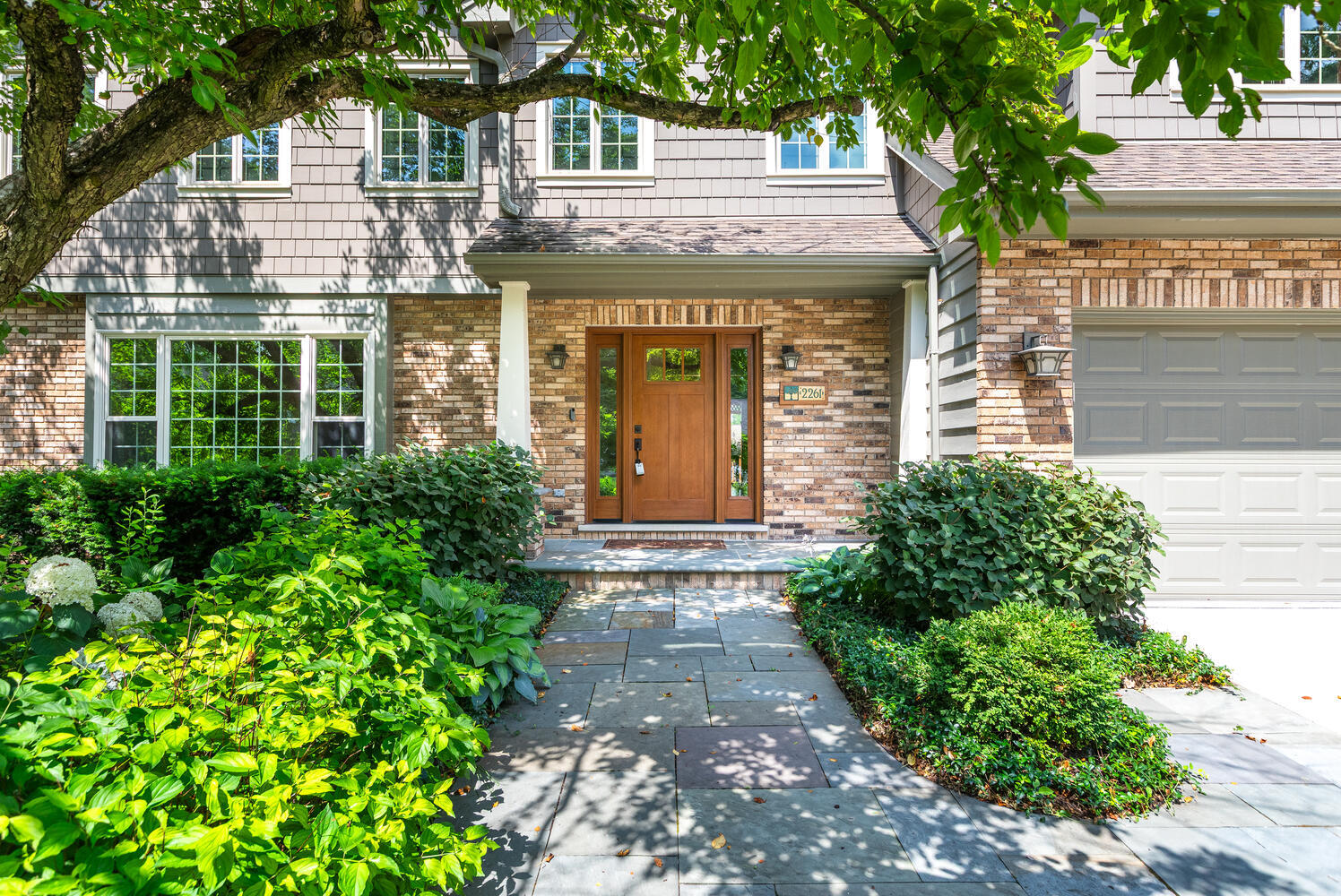 2261 Remington Drive, Naperville, IL 60565