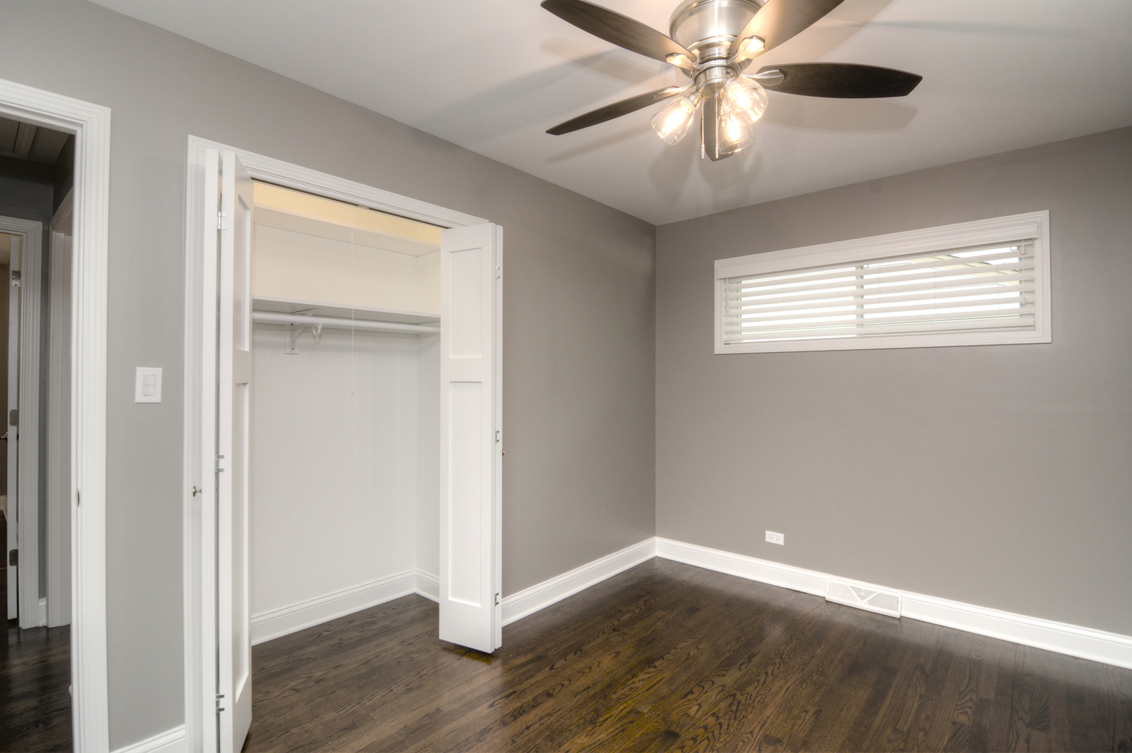 465 W Fremont Avenue, Elmhurst, IL 60126
